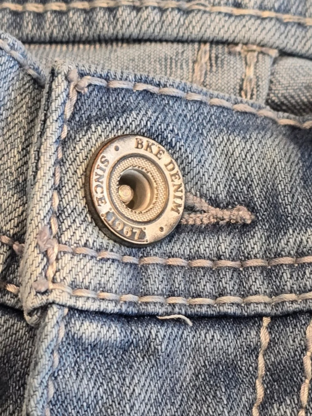 BKE Aiden Distressed Cotton Casual Denim Jeans Mens 30 x 32